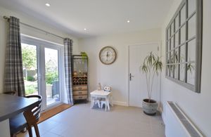 Dining Area- click for photo gallery
